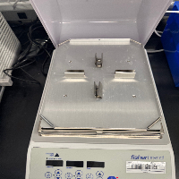 Fisherbrand Incubating Microplate Shaker image 0